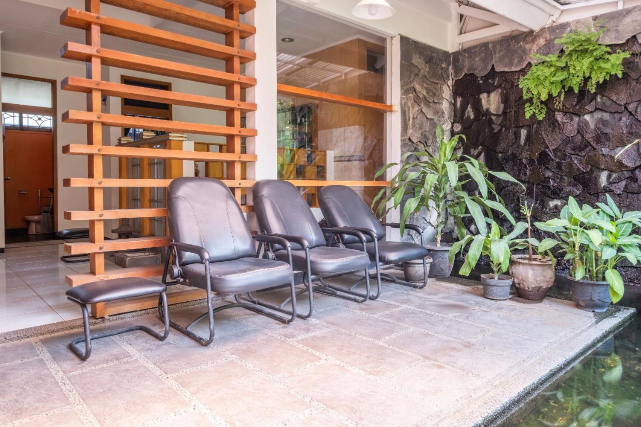 Imelda Residence Setrasari Redpartner Bandung Exterior foto